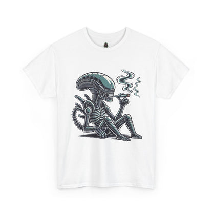 Alien Smoking Graphic Tee — Retro Sci‑Fi Xenomorph T-Shirt