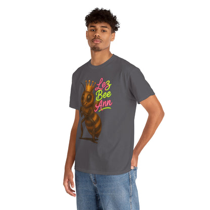 Lez Bee Ann – Funny Queen Bee LGBTQ+ T-Shirt