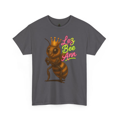Lez Bee Ann – Funny Queen Bee LGBTQ+ T-Shirt