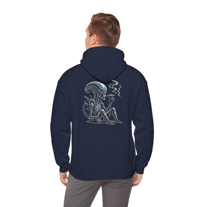 Alien Chill Hoodie – Retro Smoking Xenomorph Graphic Pullover