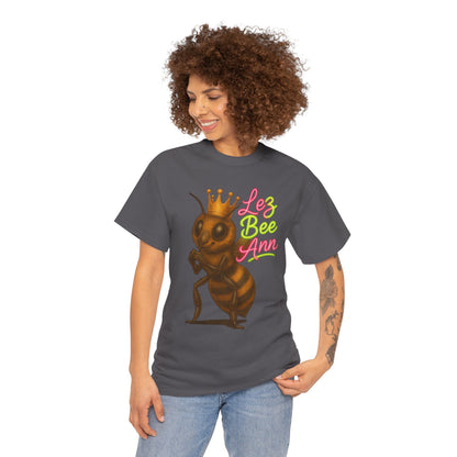 Lez Bee Ann – Funny Queen Bee LGBTQ+ T-Shirt