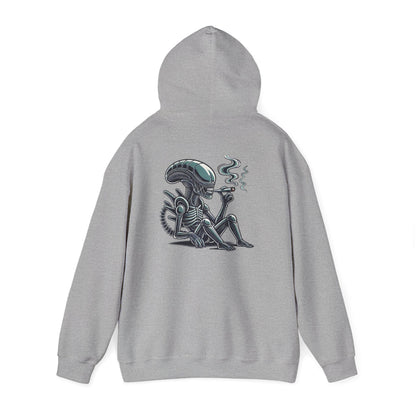 Alien Chill Hoodie – Retro Smoking Xenomorph Graphic Pullover