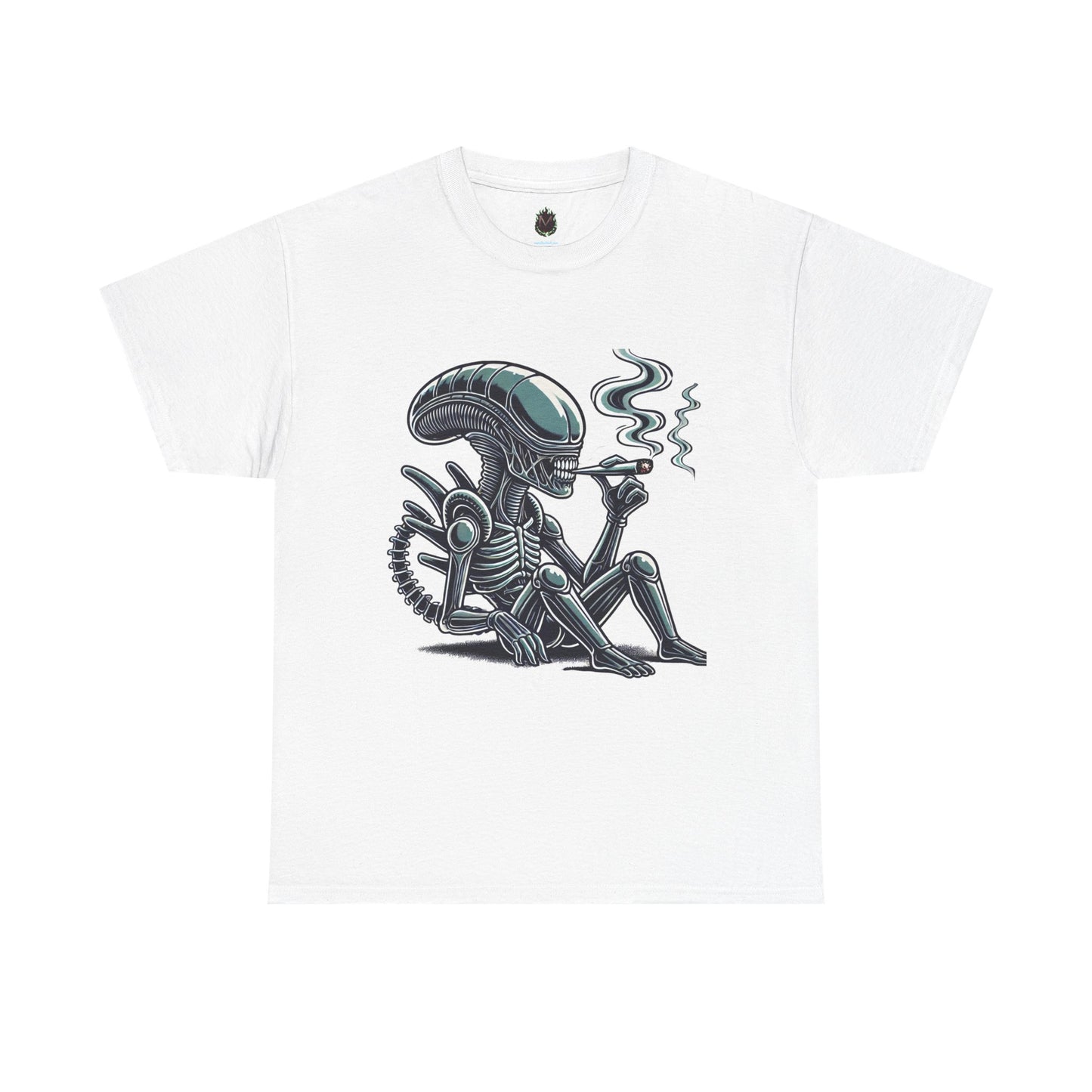 Alien Smoking Graphic Tee — Retro Sci‑Fi Xenomorph T-Shirt