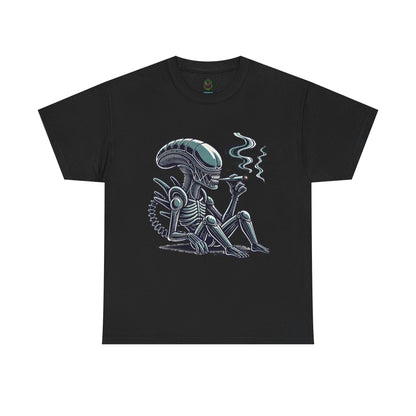 Alien Smoking Graphic Tee — Retro Sci‑Fi Xenomorph T-Shirt