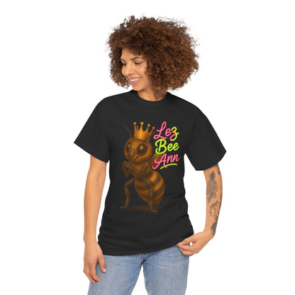 Lez Bee Ann – Funny Queen Bee LGBTQ+ T-Shirt