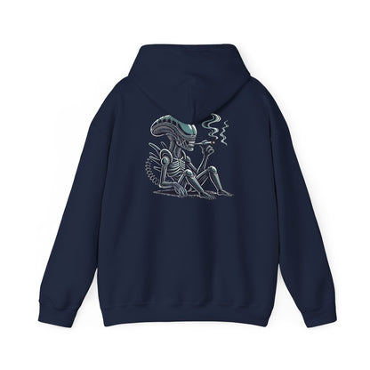 Alien Chill Hoodie – Retro Smoking Xenomorph Graphic Pullover